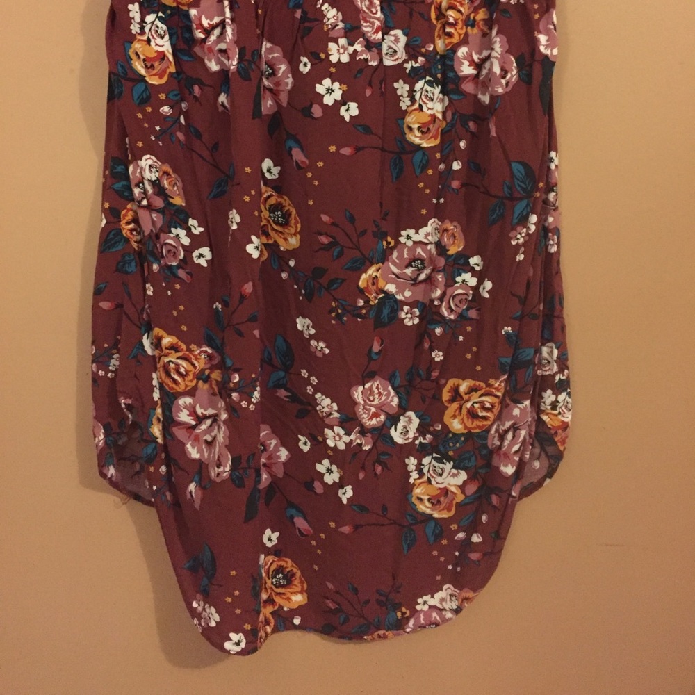 Blouse. - Picture 2 of 2